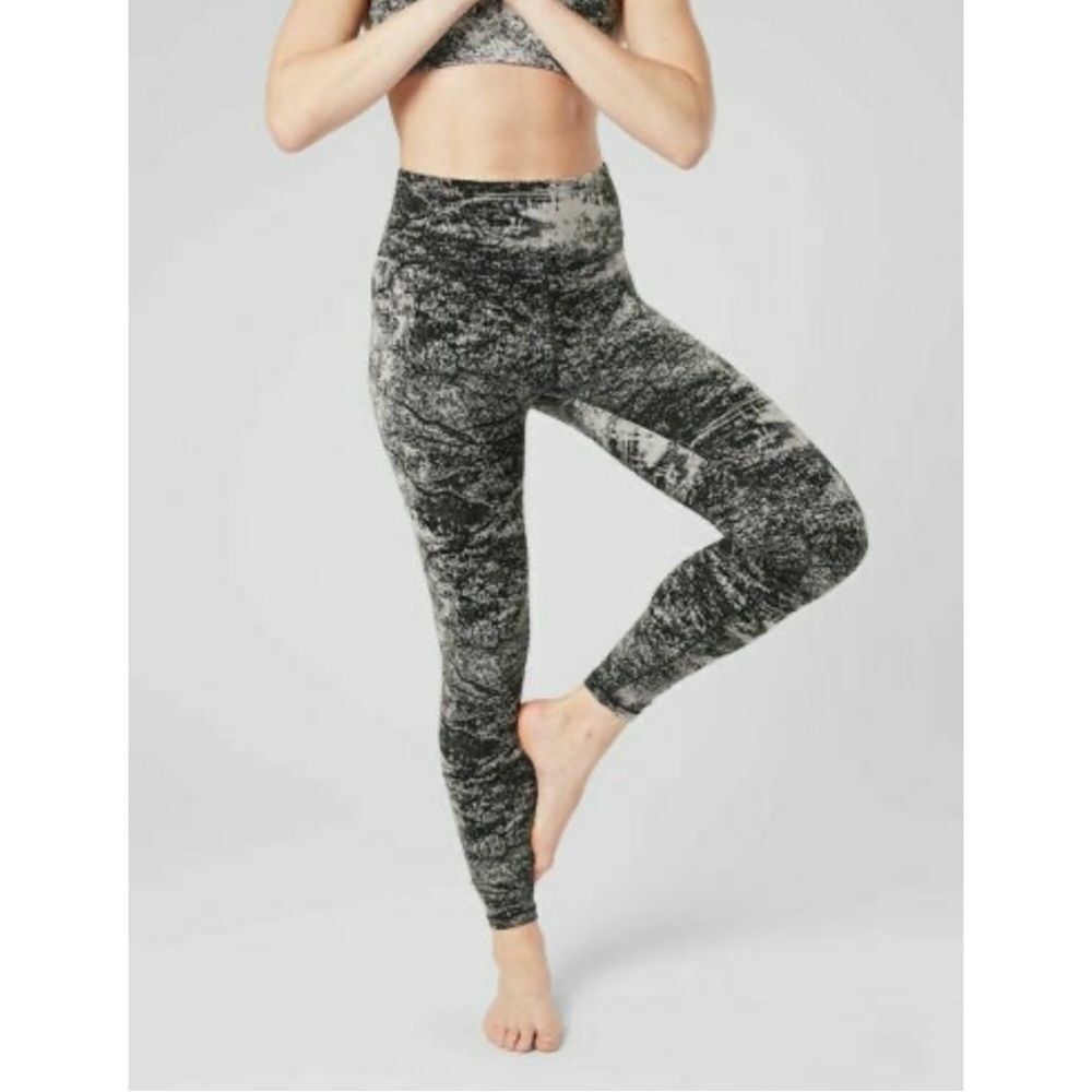 Athleta Elation Glades High Rise Tight Size XS